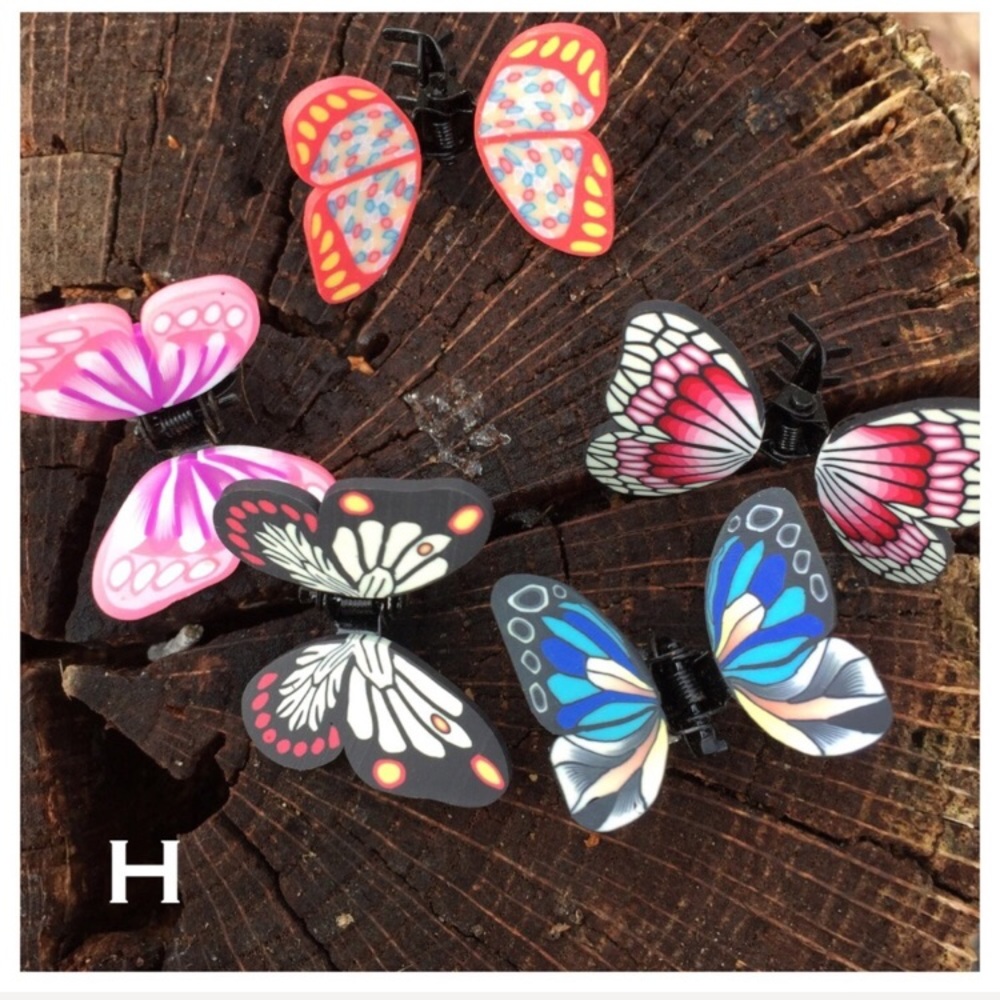 🦋 Seven Butterfly Claw Hair Clips  🦋 - Picture 5 of 8
